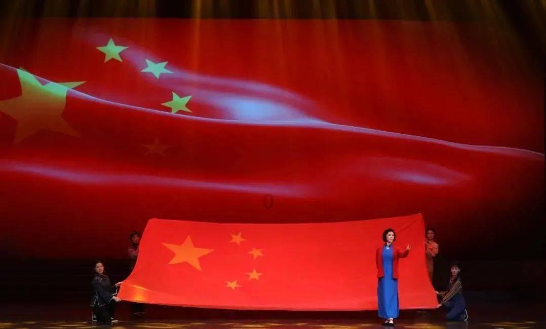 带孝人合适参加别人葬礼吗？游戏画面